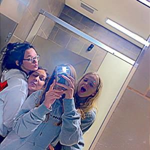 Meet your Posher, Faith